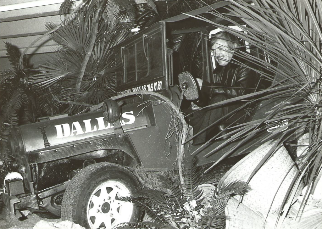 Jean-Claude Hurubon au salon de l'automobile de Paris, 1982